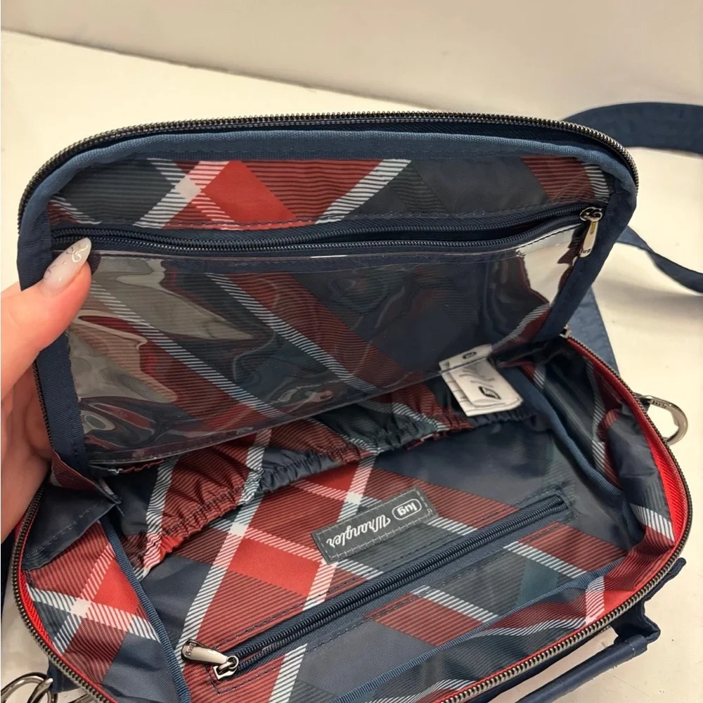 Lug Medium Cargo Crossbody with Built-In Wallet -Wrangler